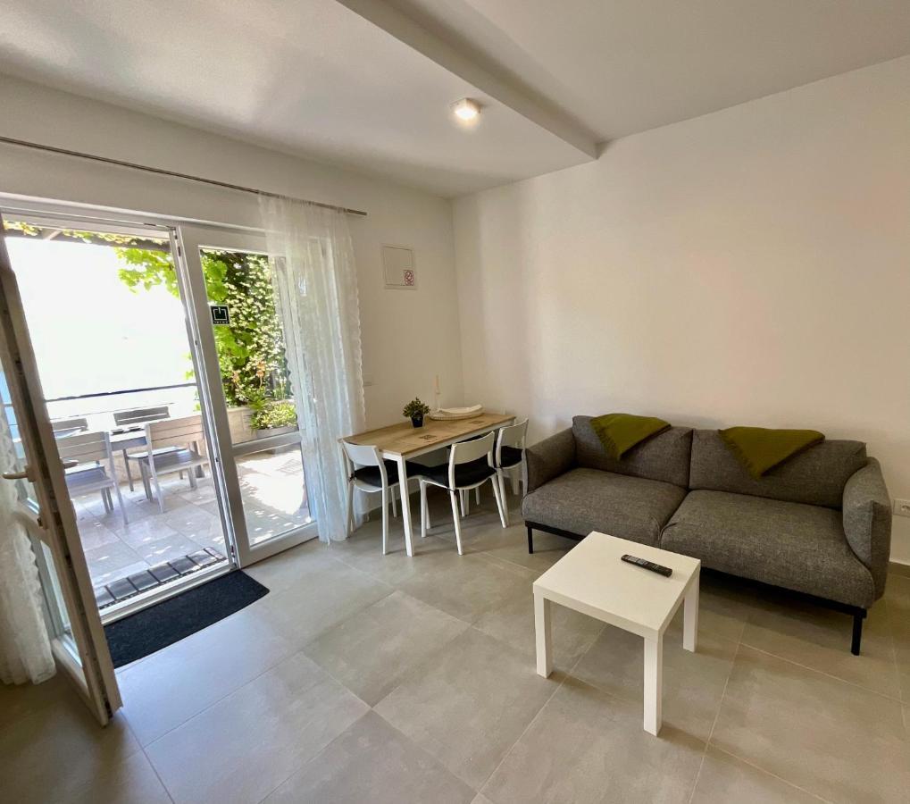 Villa Iva Lastovo Uble Екстер'єр фото