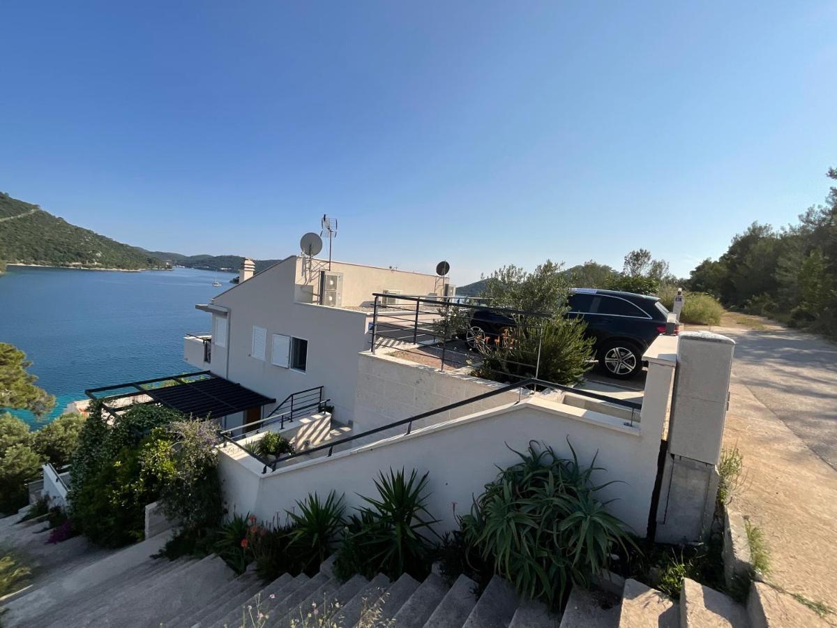 Villa Iva Lastovo Uble Екстер'єр фото