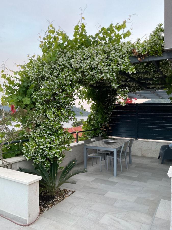 Villa Iva Lastovo Uble Екстер'єр фото