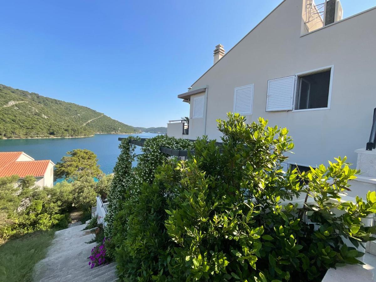 Villa Iva Lastovo Uble Екстер'єр фото